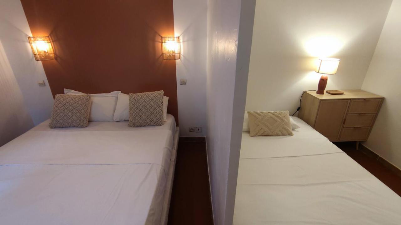 Logis Hotel & Restaurant Du Parc Gémenos Extérieur photo